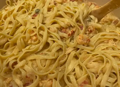 Combine Crawfish and Pasta